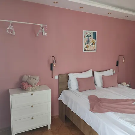 Hotel Bo's Place 3*