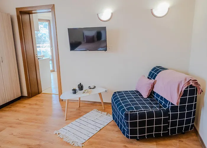 Bo's Place Отель Святые Константин и Елена