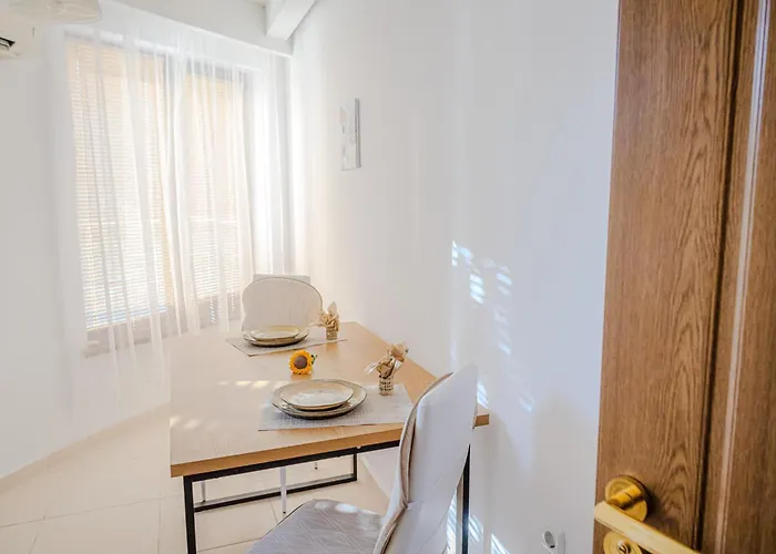 Отель Bo's Place 3*