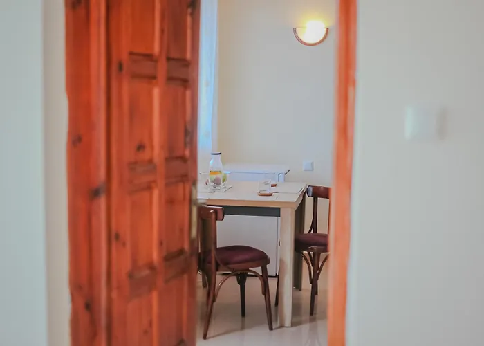 Отель Bo's Place Святые Константин и Елена