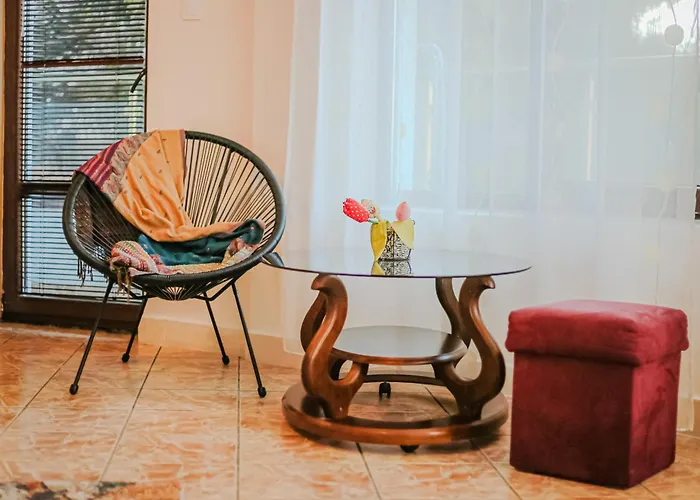 Отель Bo's Place 3*