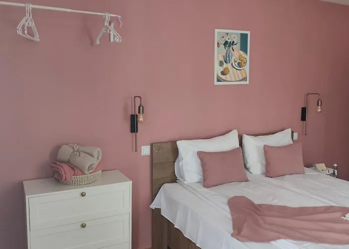 Отель Bo's Place 3*