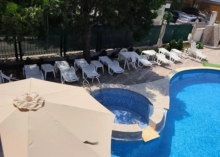 Отель Bo's Place