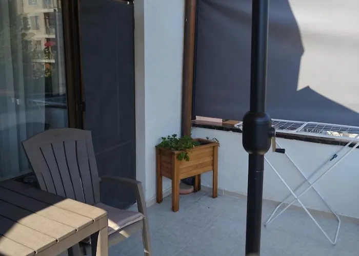 Bo's Place 3* Святые Константин и Елена